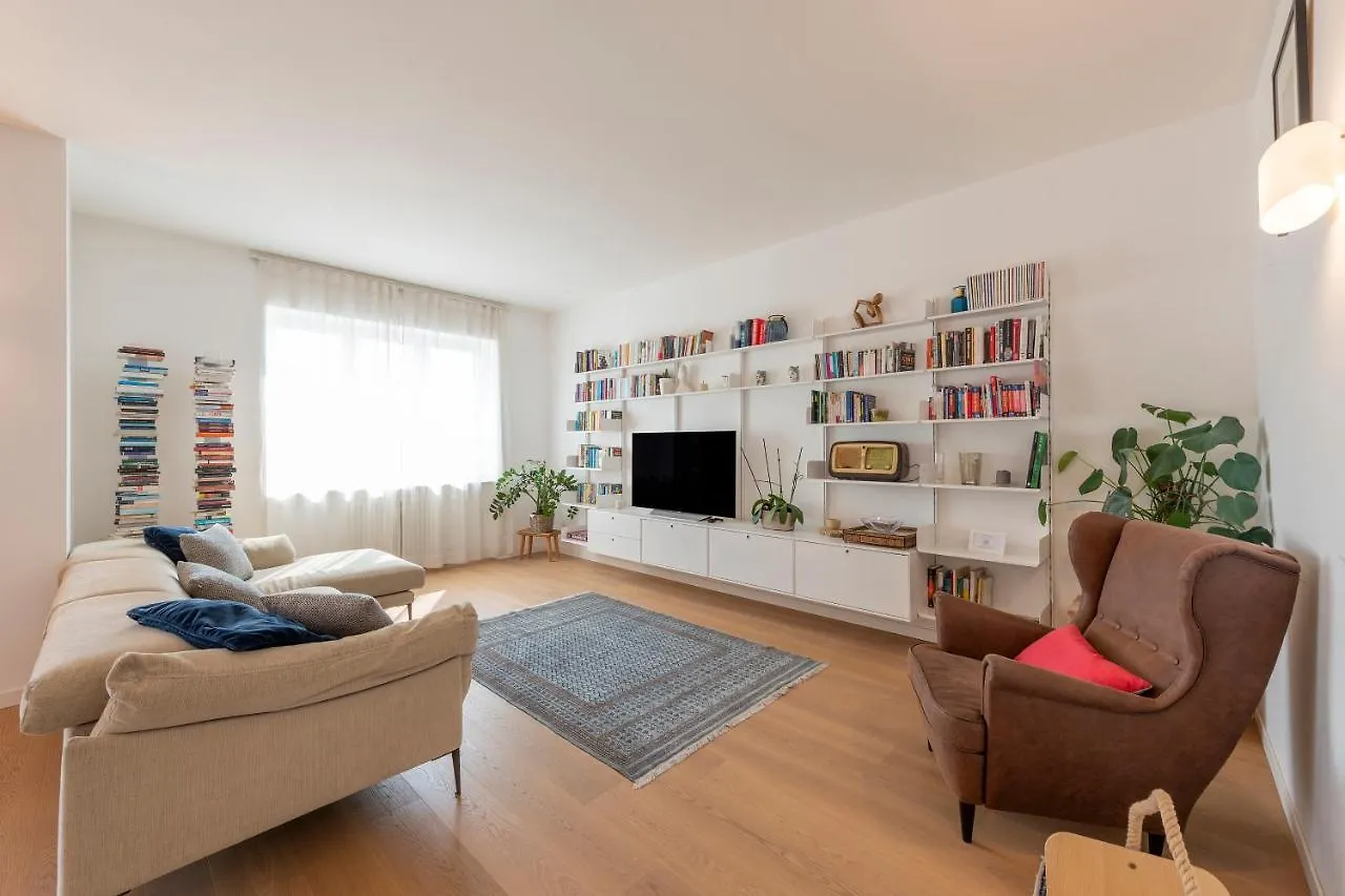 Ferrucci, 10 - Elegante Oasi Urbana A Milano Apartment Italy